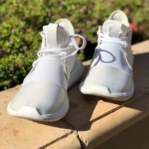 Adidas Tubular Defiant Sneakers (Size 6)